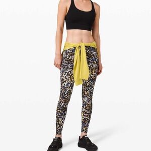 LULULEMON- Speed Up Tight 28" *Full-On Luxtreme
Metropolis Glow Multi Leggings